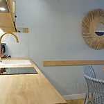 Port Klimatyczny 1 Z Basenem, Jacuzzi I Sauna Admus Apartment *