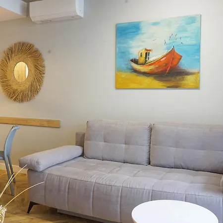 Port Klimatyczny 1 Z Basenem, Jacuzzi I Sauna Admus Апартаменты *