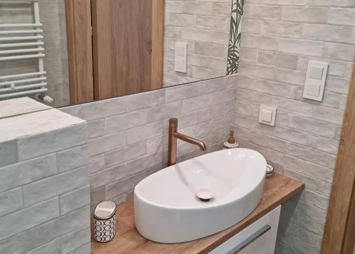 Port Klimatyczny 1 Z Basenem, Jacuzzi I Sauna Admus *