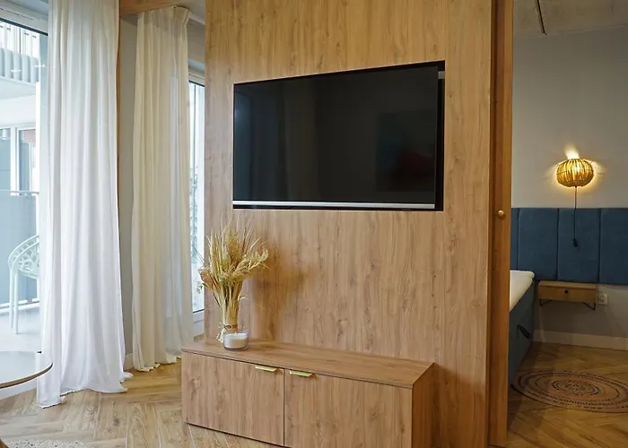 Port Klimatyczny 1 Z Basenem, Jacuzzi I Sauna Admus Apartment *