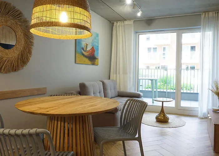 Port Klimatyczny 1 Z Basenem, Jacuzzi I Sauna Admus